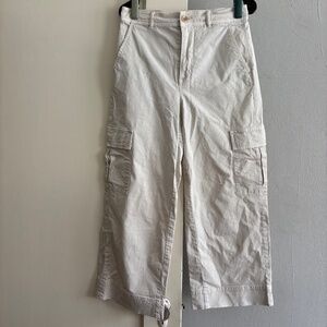 Everlane Women’s Cargo Pants Size 8 in Bone